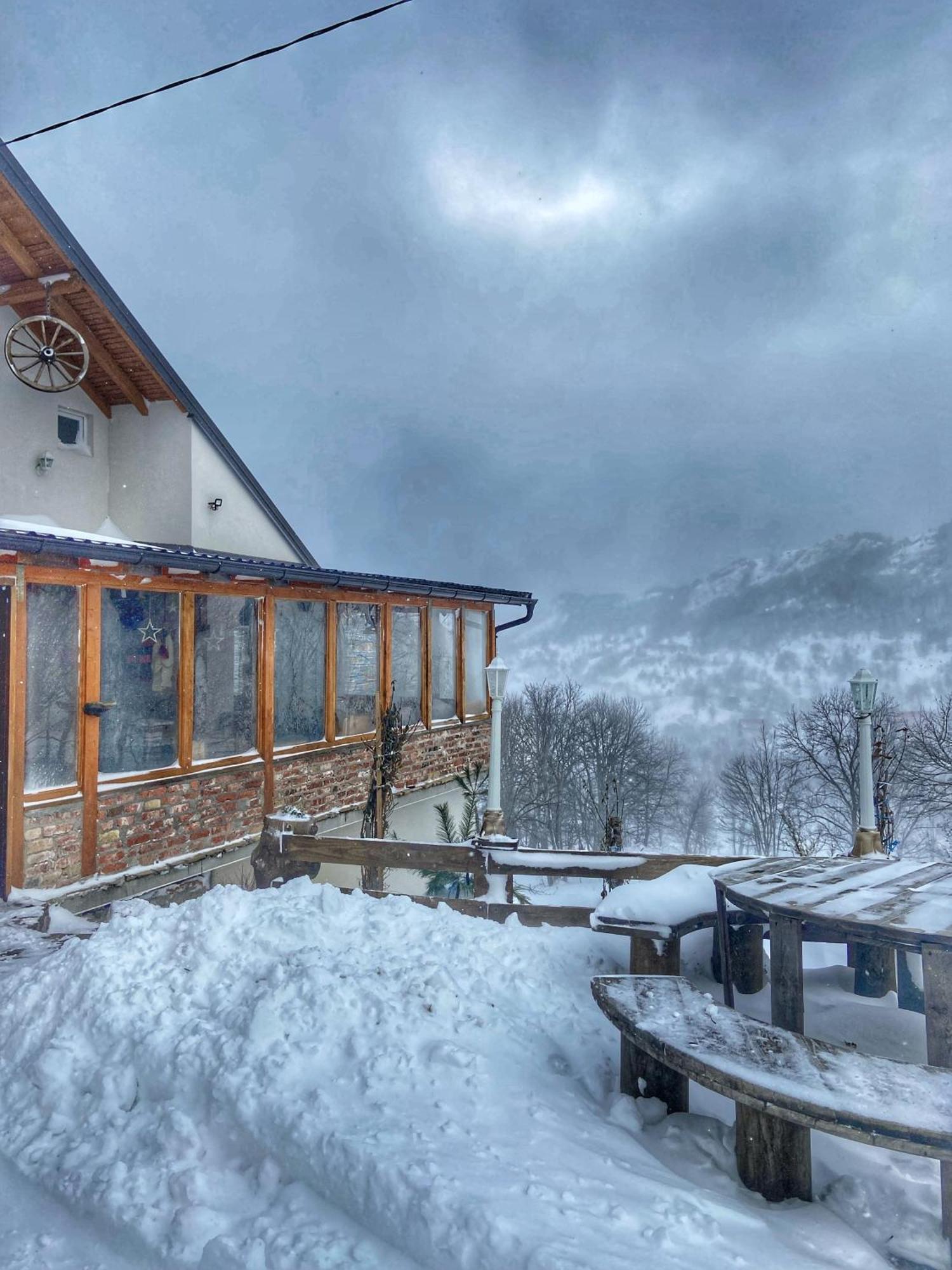 Konak Umoljani Exterior foto